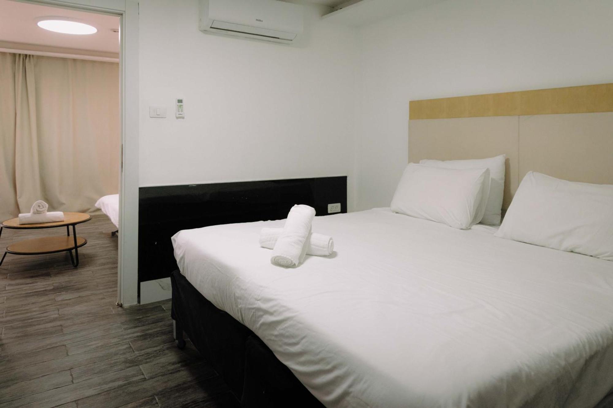 Rich Luxury Suites Eilat Esterno foto